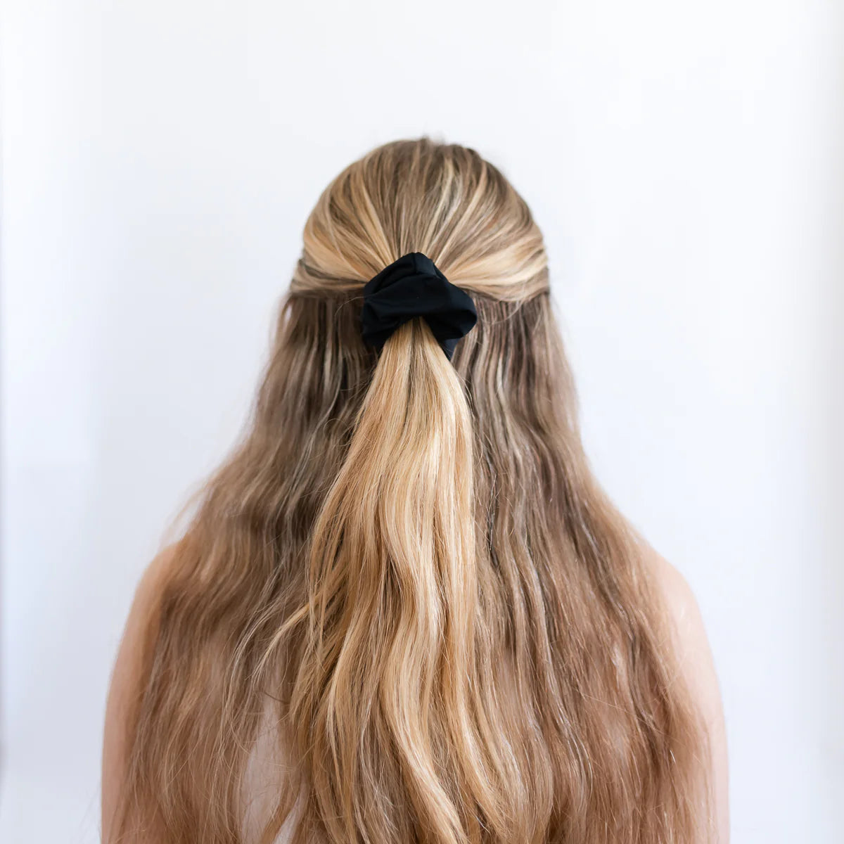 Eclipse scrunchie - Black