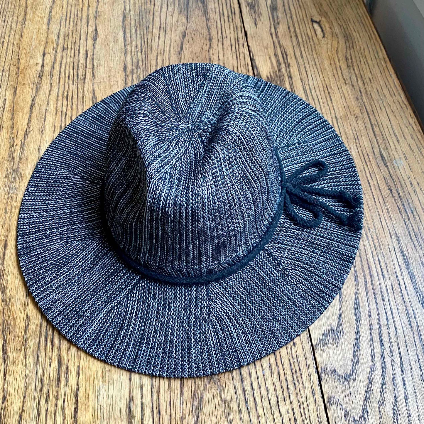 Wide-brimmed Hat