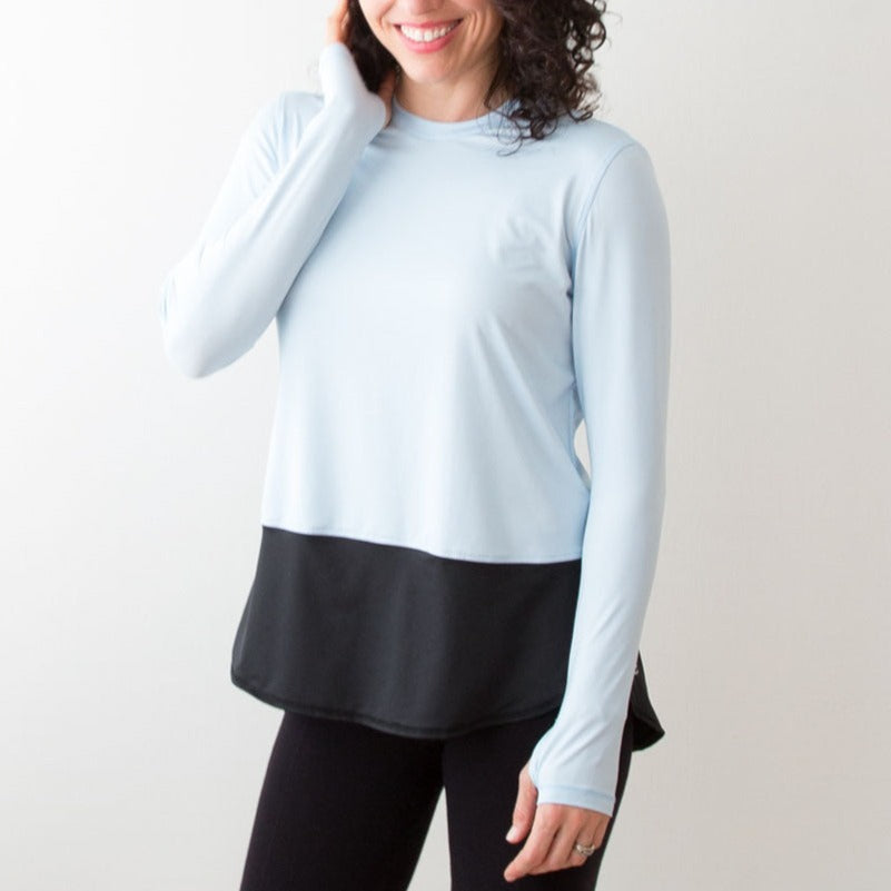 Woman wearing color block tunic - Ice